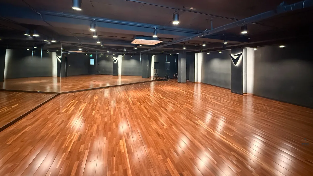 외대점 메인홀 연습실