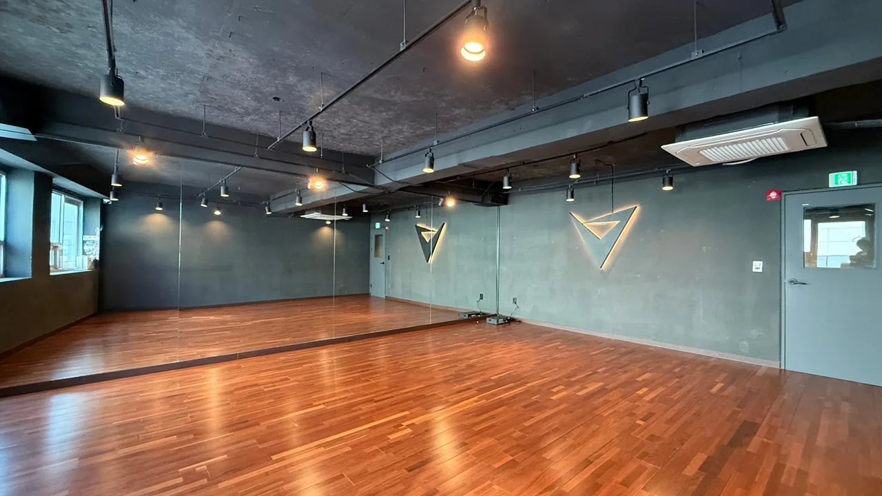 외대점 서브홀 연습실